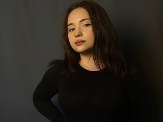 Tegan Caverly webcam model stream image