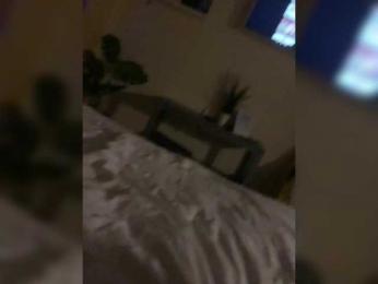 MariCat webcam model stream image