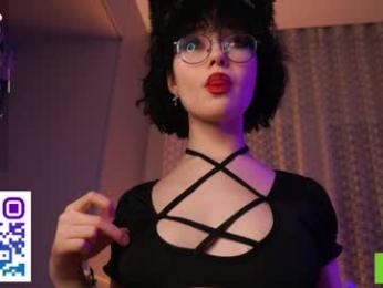 cinacandy webcam chaturbate model stream image