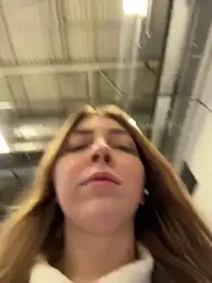 Sunny___Bunny webcam stripchat model stream image