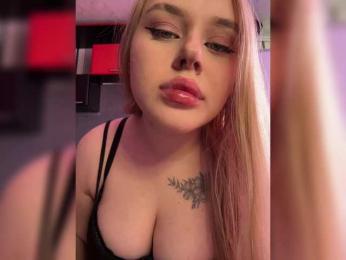 Miss_Nestle webcam model stream image