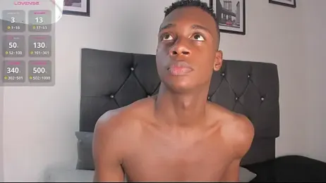 noah_johes webcam model stream image