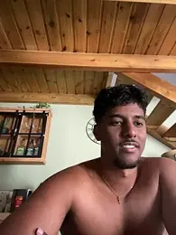 axel_black03 webcam stripchat model stream image