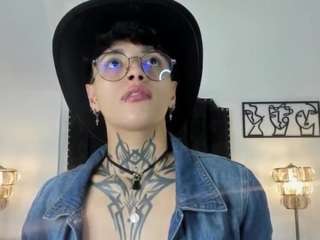 annn-scott webcam model stream image