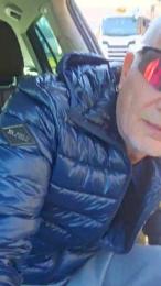 axelblows webcam cam4 model stream image