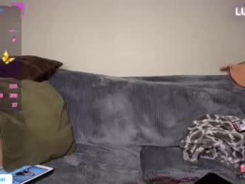 greenxxxqueen webcam model stream image