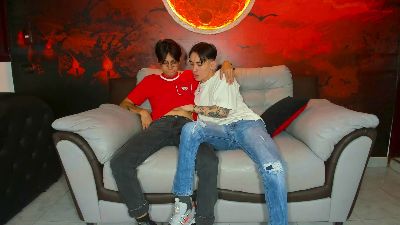 MassiveSaber webcam model stream image