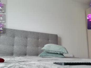 hotmompeach webcam model stream image