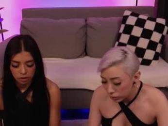 violettgrey_ webcam model stream image