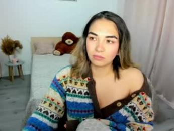 alexa_dolly webcam model stream image