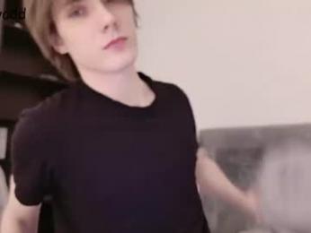 callmenineoneseven webcam model stream image