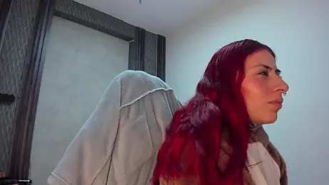 selene_red_ webcam model stream image