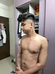 Yashhhh_69 webcam model stream image