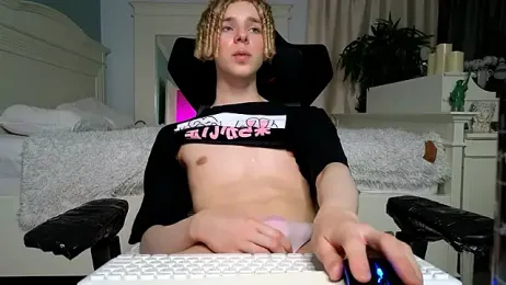 Kudi_Minnt webcam stripchat model stream image