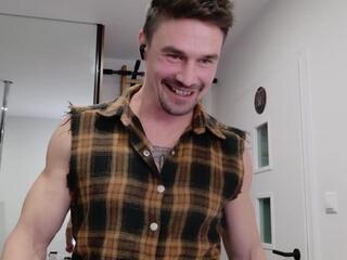 Mario Sweaty webcam flirt4free model stream image