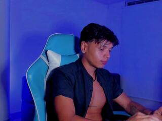 Alejandro Montenegro webcam model stream image