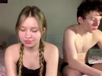 floracouple webcam chaturbate model stream image