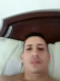 Nahomy_dirty23cm webcam model stream image