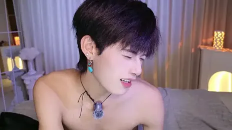 RenZeng webcam stripchat model stream image