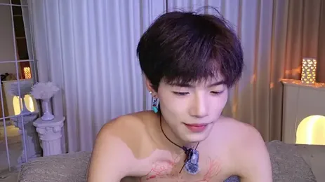 RenZeng webcam stripchat model stream image