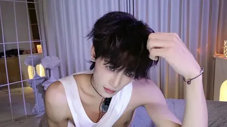 RenZeng webcam stripchat model stream image
