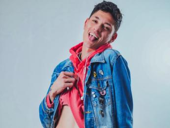 TylerCat webcam model stream image