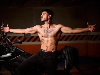 JuanBlade webcam model stream image