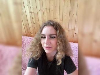 Sweetie_Kitty webcam model stream image