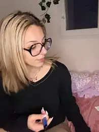 DouceAngela69 webcam model stream image