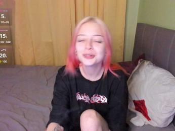 LiaPetite webcam model stream image