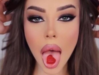 GracieCarter webcam model stream image