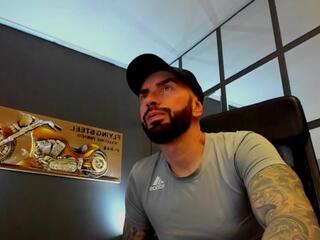 Armand webcam flirt4free model stream image