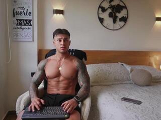 Belami Colton webcam flirt4free model stream image