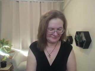 Holly Cums webcam model stream image