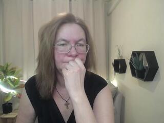 Holly Cums webcam model stream image