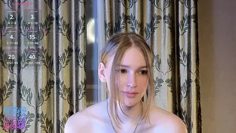 RowenaIanniello webcam model stream image