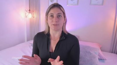 mia_lenss webcam model stream image