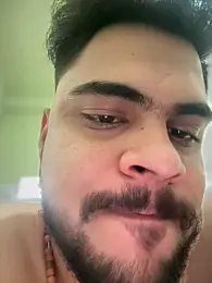 Hornybeardguy webcam model stream image