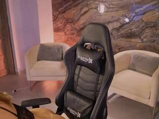 kylamorrison webcam model stream image