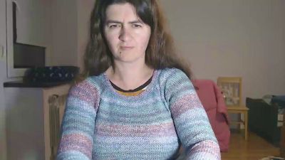 Charmella webcam model stream image