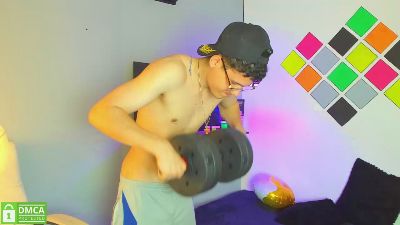 luca_white webcam model stream image
