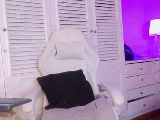 adelnesbitt webcam model stream image
