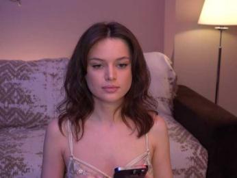 Kadriaa webcam model stream image