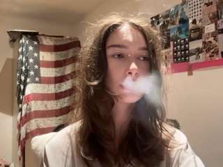 karinesolverud webcam model stream image