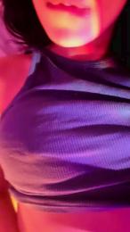 Aloneathome22 webcam cam4 model stream image