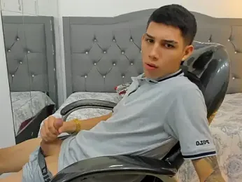 paul_ponce webcam stripchat model stream image