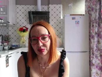 Pink-Lips webcam model stream image