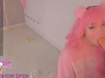 kumamonchik webcam model stream image