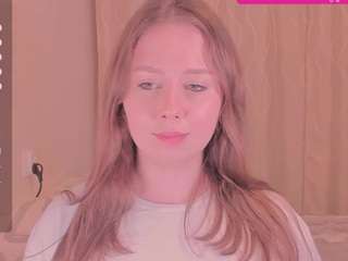 kira-m webcam model stream image