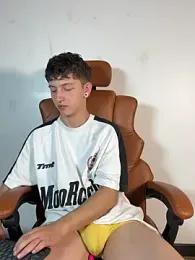 ARON_LUXX webcam stripchat model stream image